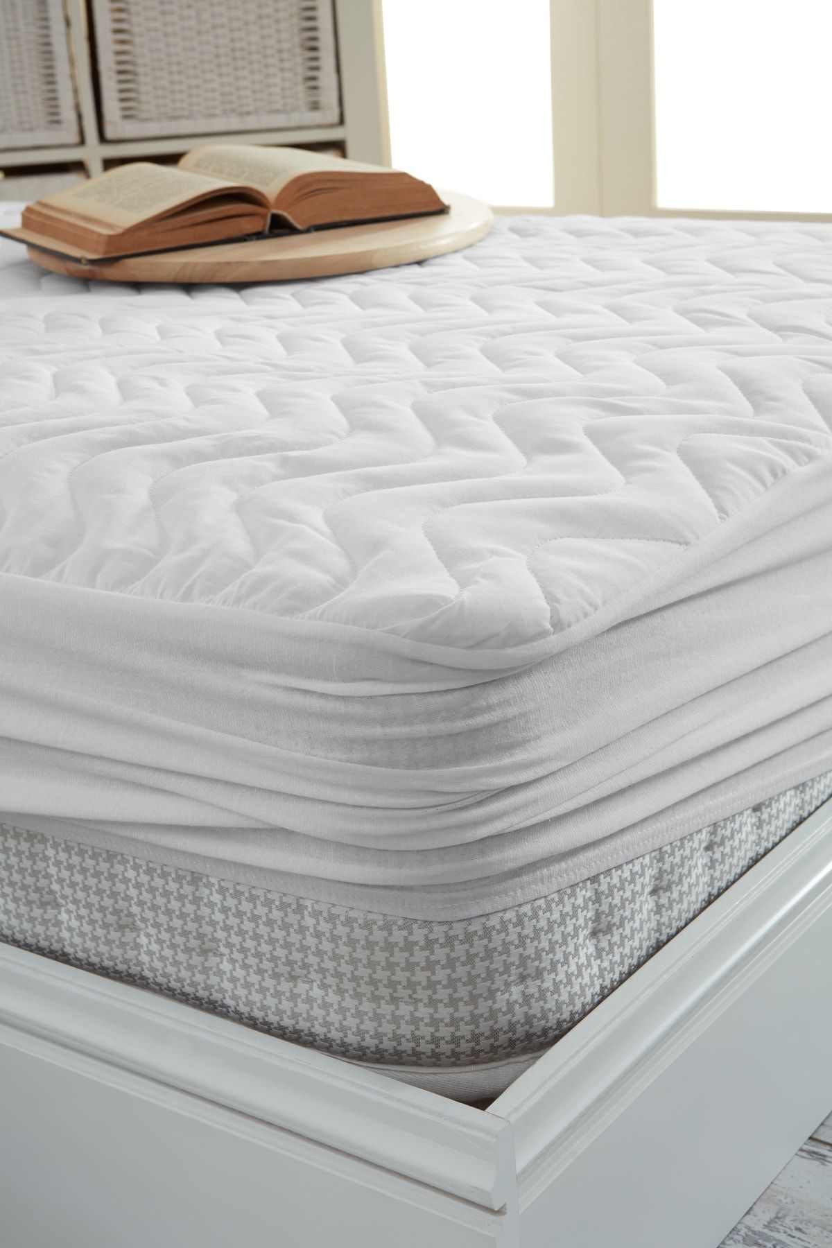 Kapitone Fitted Full Kenar Su Sıvı Geçirmez Yatak Koruyucu Alez Çarşaf Beyaz